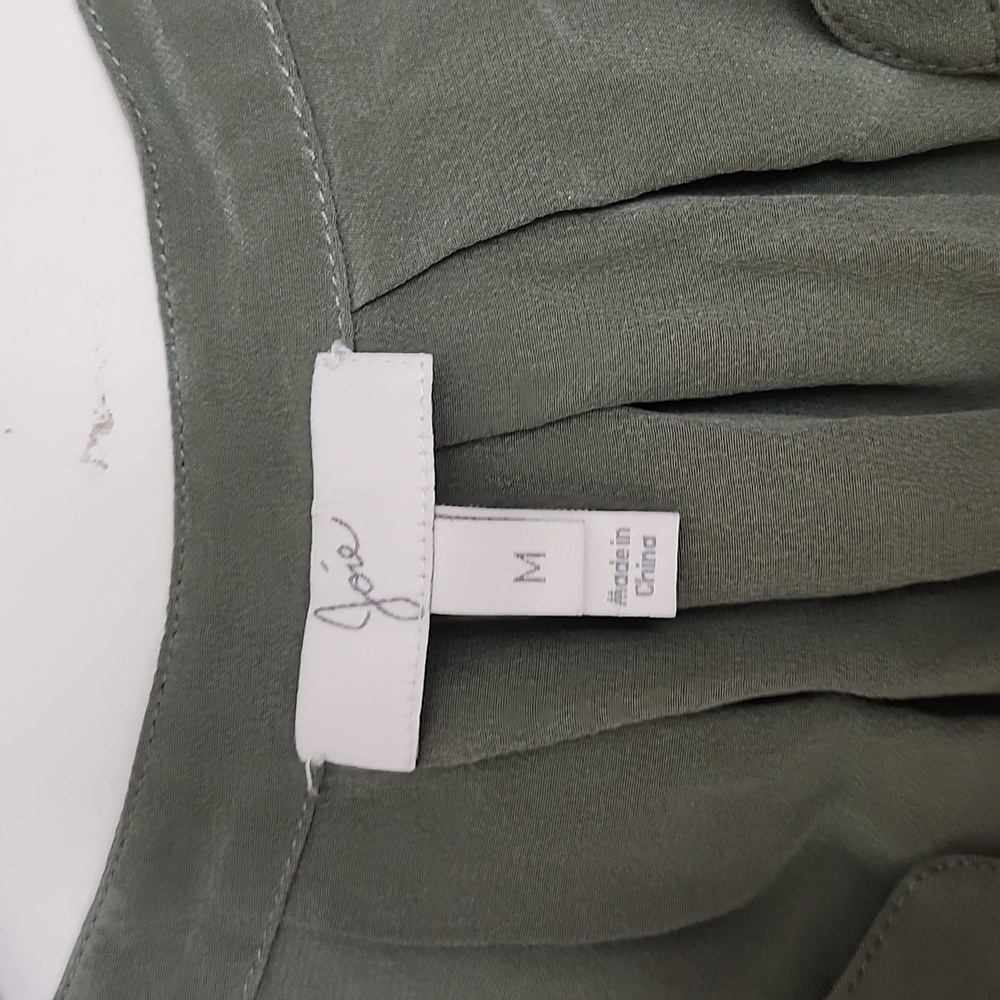 Joie 100% Silk Blouse Sleeveless Olive Green Career, Quarter Button Neck - Picture 4 of 6